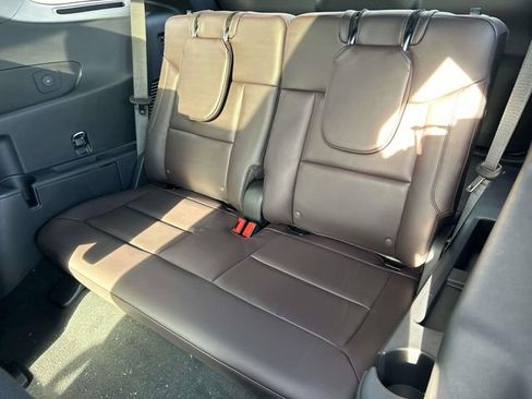 New 2026 Ford Explorer Platinum image 21