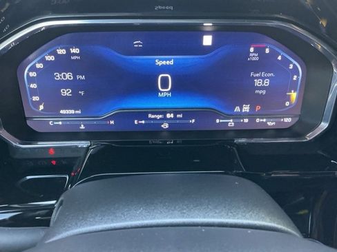 Used 2023 Chevrolet Silverado 1500 High Country w/ Technology Package image 16