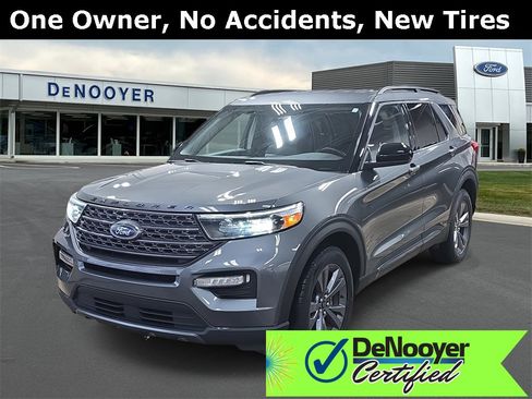 Used 2023 Ford Explorer XLT w/ Equipment Group 202A image 1