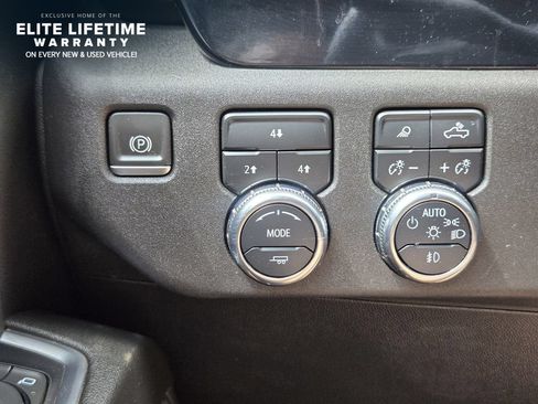 Used 2024 GMC Sierra 3500 SLE w/ SLE Value Package AWD/4WD image 22