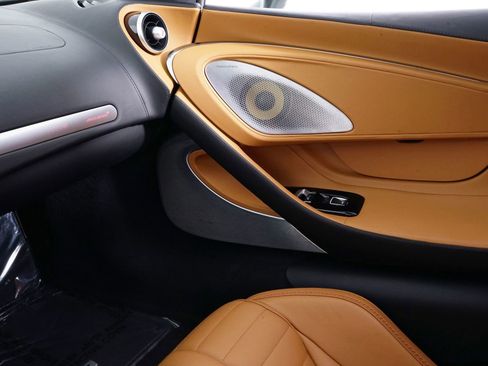 Used 2025 McLaren GTS image 21