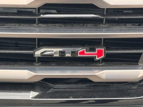 Used 2026 GMC Yukon AT4 Ultimate w/ LPO, Floor Liner Package AWD/4WD image 13