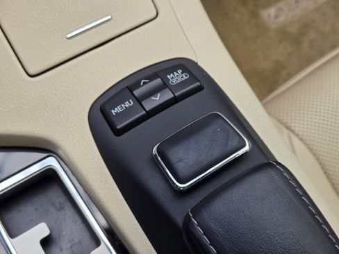 Used 2014 Lexus ES 350 image 21