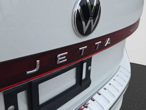 Used 2026 Volkswagen Jetta Sport FWD image 13