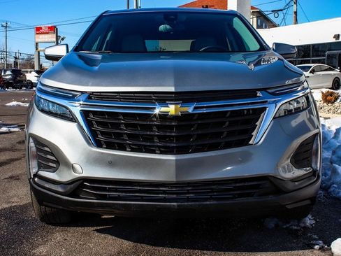 Used 2024 Chevrolet Equinox LT AWD/4WD image 2
