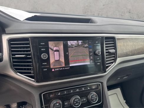 Used 2018 Volkswagen Atlas SEL Premium AWD/4WD image 34
