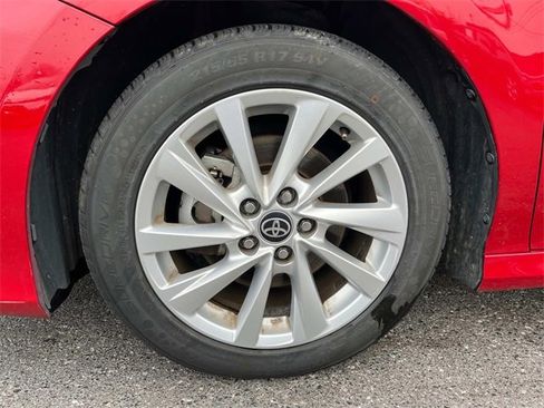 Used 2023 Toyota Camry LE image 11