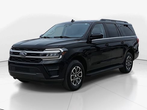 Used 2024 Ford Expedition Max XLT image 10