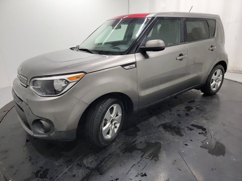 Used 2018 Kia Soul image 3