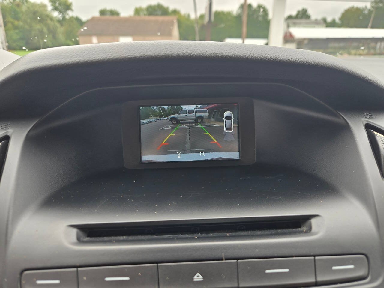 Used 2016 Ford Focus SE w/ Reverse Sensing Package FWD image 21
