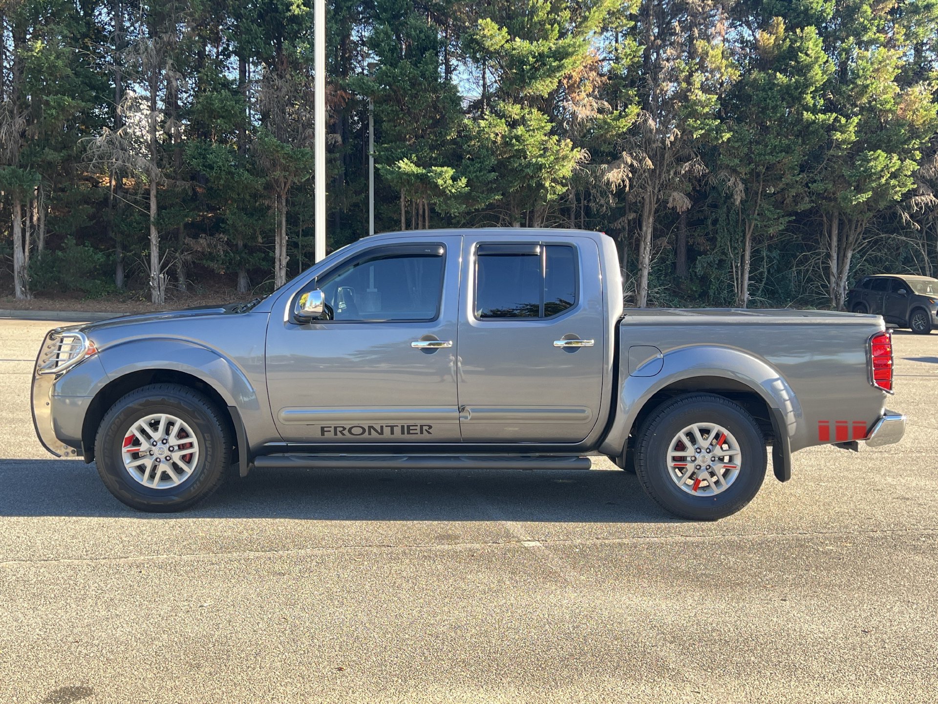 Used 2019 Nissan Frontier SV w/ Value Truck Package RWD image 19