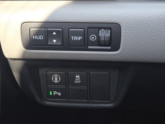 Used 2018 Honda Accord Touring image 23
