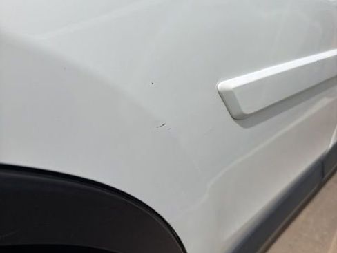 Used 2017 Toyota RAV4 LE w/ Carpet Mat Package image 10