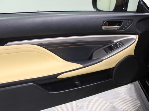 Used 2018 Lexus RC 300 AWD image 6