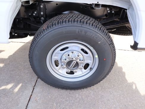 New 2026 Ford F250 XL image 18