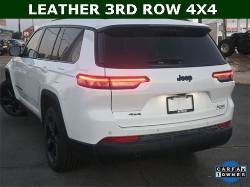 Used 2023 Jeep Grand Cherokee L Laredo image 6
