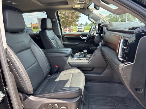 Used 2024 GMC Sierra 1500 Denali w/ Denali Reserve Package AWD/4WD image 43