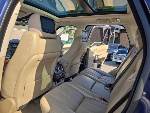 Used 2016 Land Rover Range Rover HSE AWD/4WD image 18