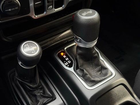 Certified 2021 Jeep Wrangler Unlimited Sport AWD/4WD image 26