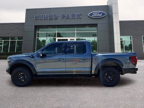 Used 2025 Ford F150 Raptor AWD/4WD image 4