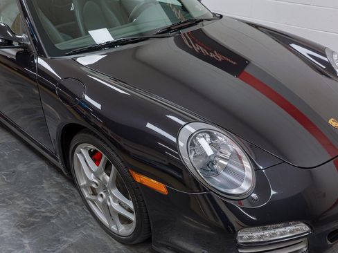 Used 2011 Porsche 911 Carrera 4S AWD/4WD image 30
