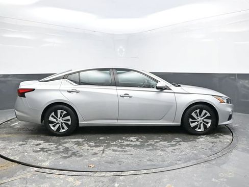 Used 2021 Nissan Altima 2.5 S image 8