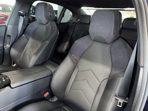 Certified 2024 BMW 530i 530i w/ Executive Package image 33