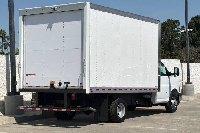 New 2026 Chevrolet Express 3500 w/ Power Convenience Package RWD image 4