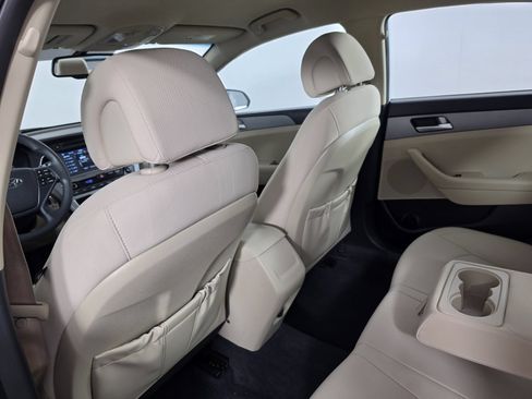 Used 2016 Hyundai Sonata SE FWD image 37