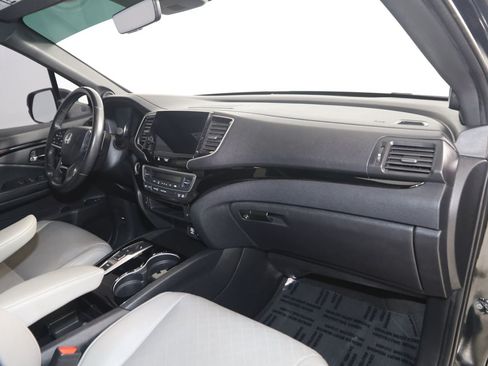 Used 2019 Honda Passport Touring image 37