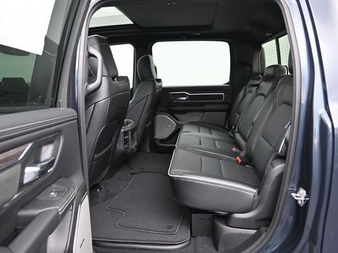 New 2026 RAM 1500 Laramie AWD/4WD image 25