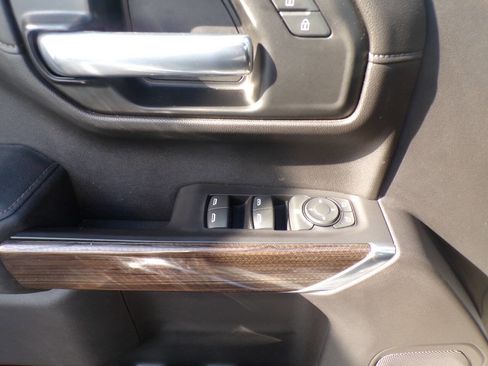 Used 2021 Chevrolet Silverado 1500 LT w/ Texas Edition Plus image 12