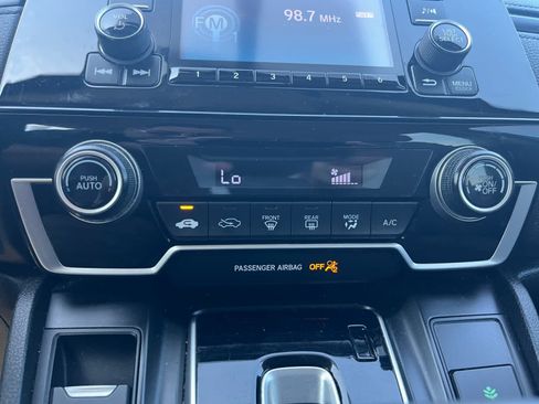 Used 2018 Honda CR-V LX image 16