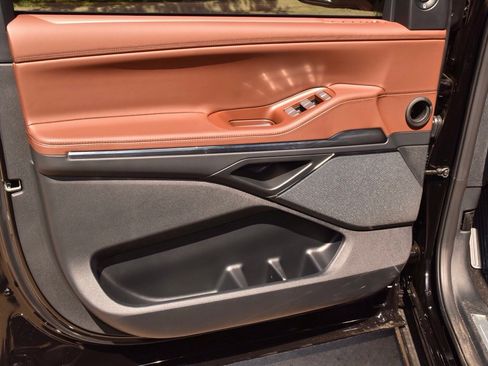 New 2025 Lincoln Navigator L Reserve image 38