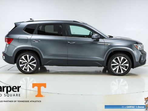 Used 2023 Volkswagen Taos SE w/ Panoramic Sunroof Package AWD/4WD image 48