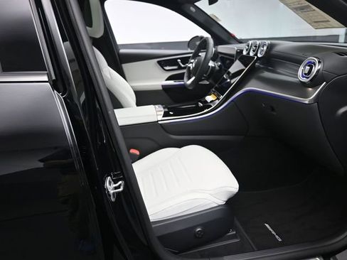 New 2026 Mercedes-Benz GLC 300 image 30