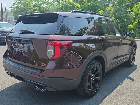 Used 2020 Ford Explorer ST w/ ST Street Pack AWD/4WD image 3