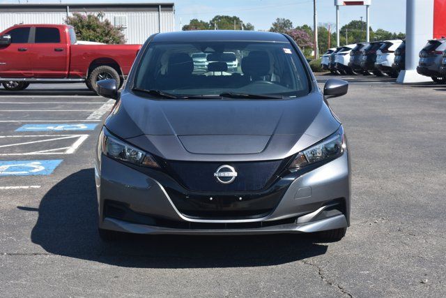 Used 2025 Nissan Leaf S FWD image 2