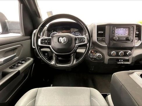 Used 2022 RAM 1500 Big Horn AWD/4WD image 4