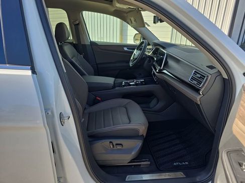 New 2026 Volkswagen Atlas SEL AWD/4WD image 10