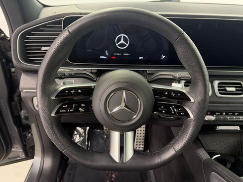 Used 2025 Mercedes-Benz GLS 450 GLS 450 image 12