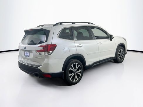 Used 2023 Subaru Forester Limited AWD/4WD image 5