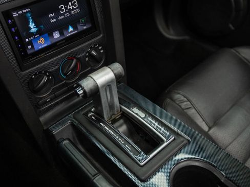 Used 2005 Ford Mustang GT RWD image 24