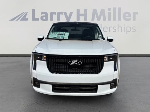 New 2025 Ford Maverick Lobo image 8