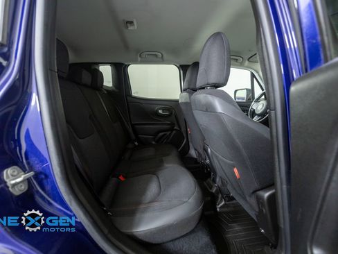 Used 2020 Jeep Renegade Trailhawk w/ Cold Weather Group image 36