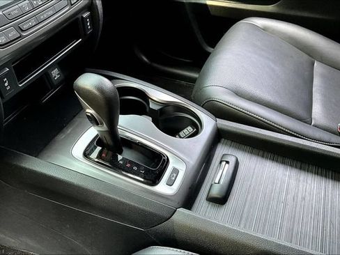 Used 2017 Honda Ridgeline RTL image 19