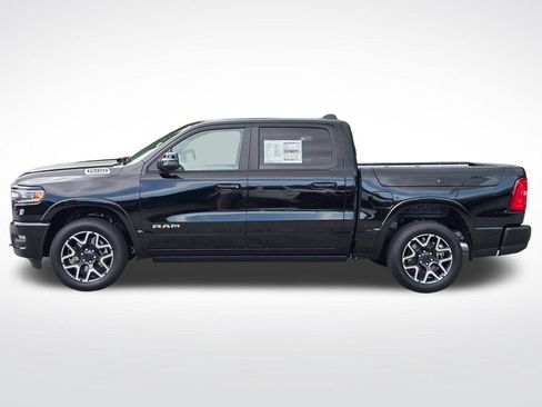 New 2026 RAM 1500 Laramie AWD/4WD image 17