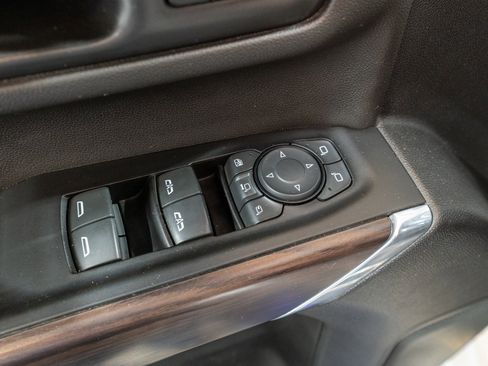 Used 2022 GMC Sierra 2500 SLT w/ Driver Alert Package I image 18