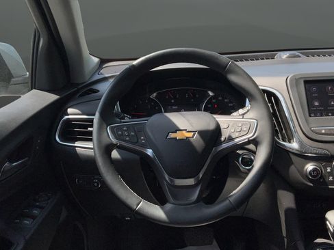 Certified 2024 Chevrolet Equinox LT AWD/4WD image 20