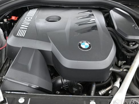 Used 2025 BMW 530i RWD image 12
